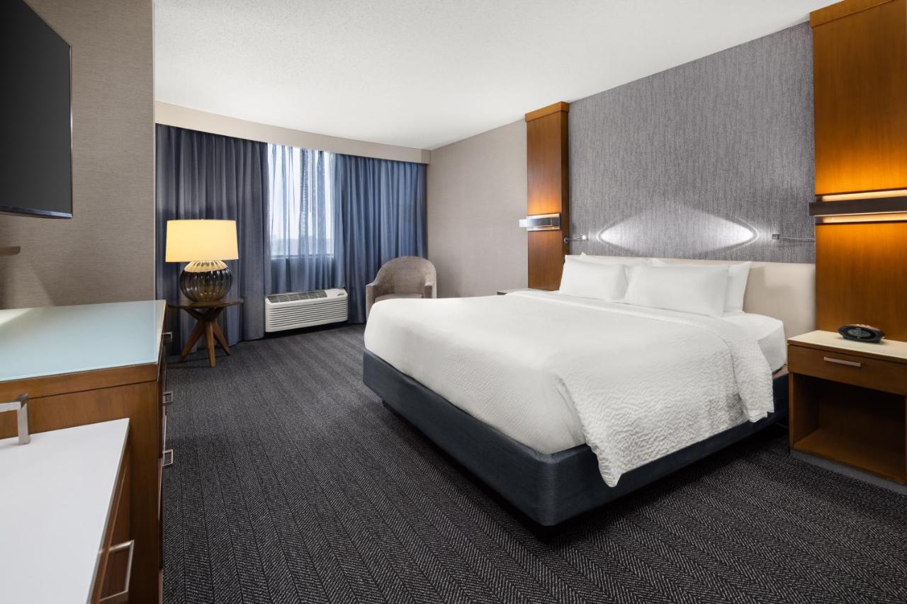 Courtyard By Marriott Minneapolis Downtown Esterno foto