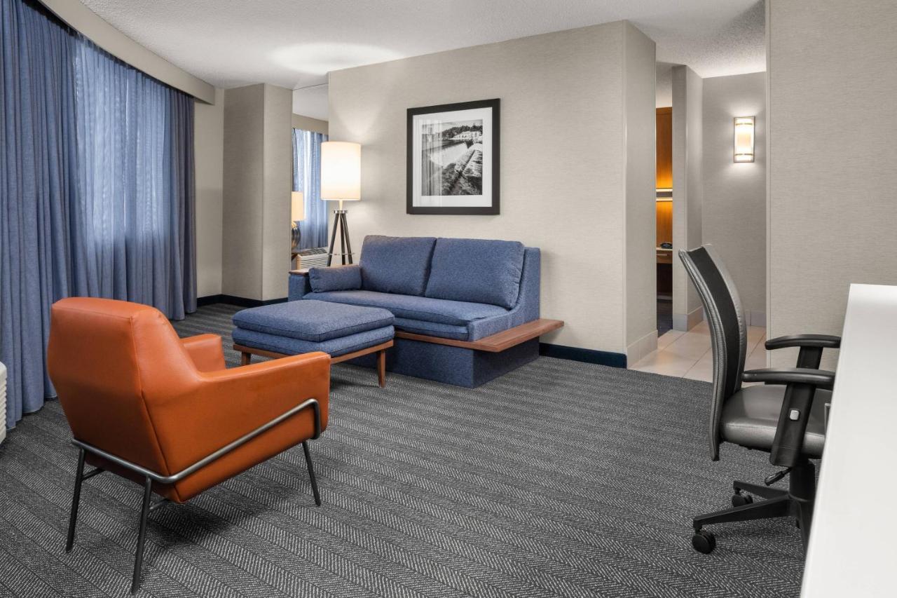 Courtyard By Marriott Minneapolis Downtown Esterno foto