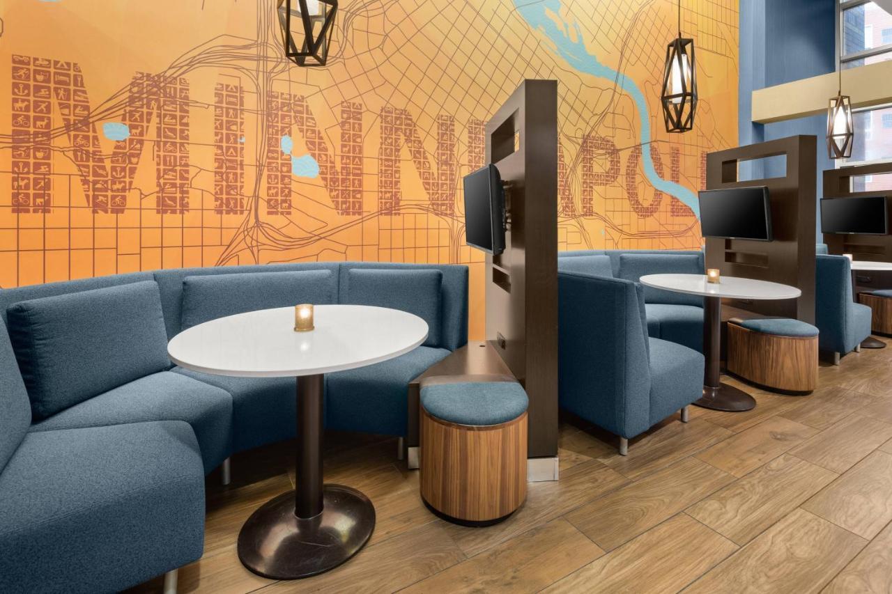 Courtyard By Marriott Minneapolis Downtown Esterno foto