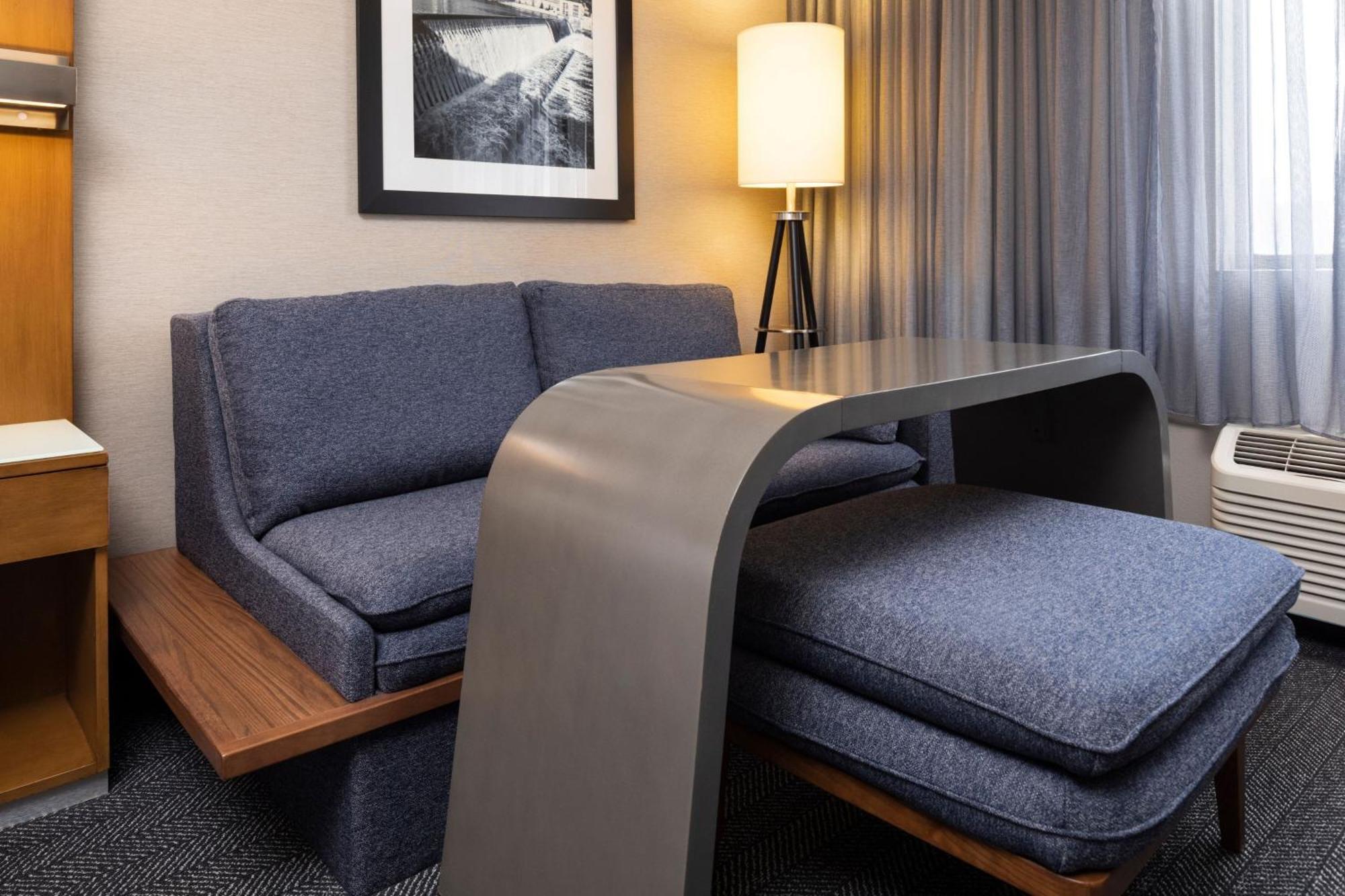 Courtyard By Marriott Minneapolis Downtown Esterno foto
