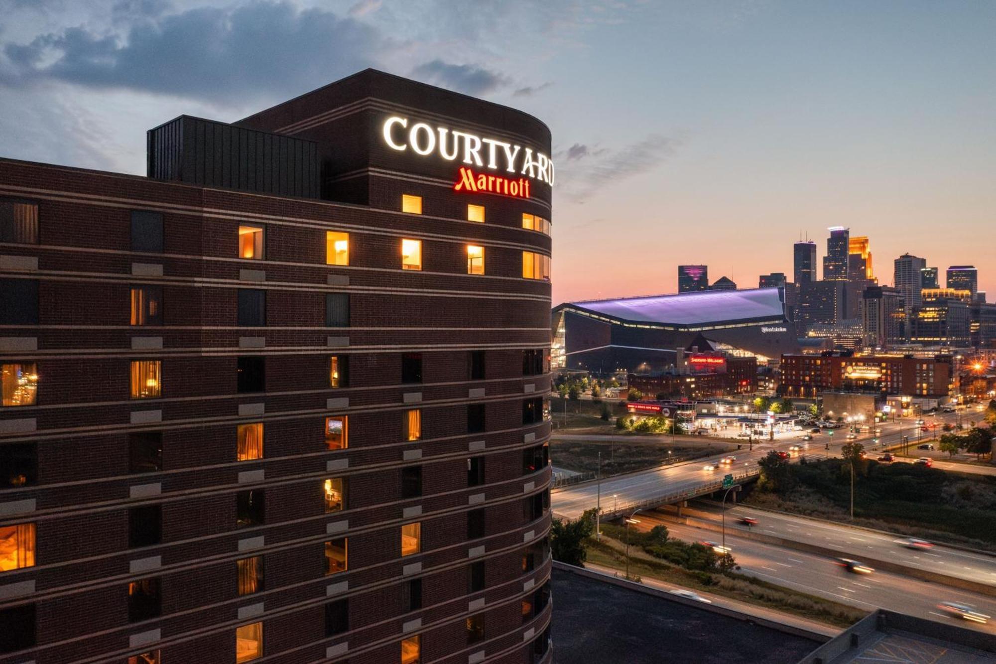 Courtyard By Marriott Minneapolis Downtown Esterno foto