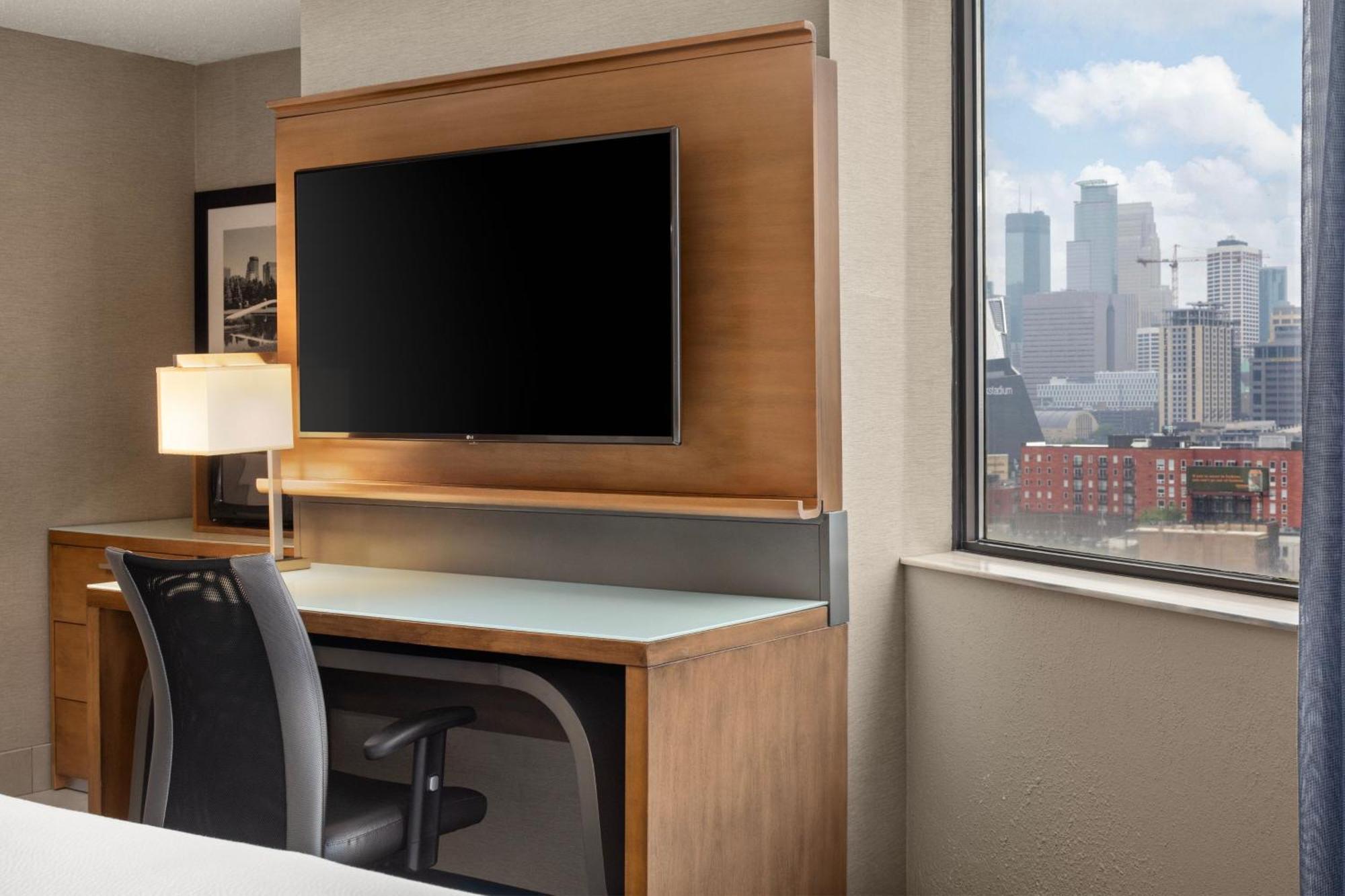 Courtyard By Marriott Minneapolis Downtown Esterno foto