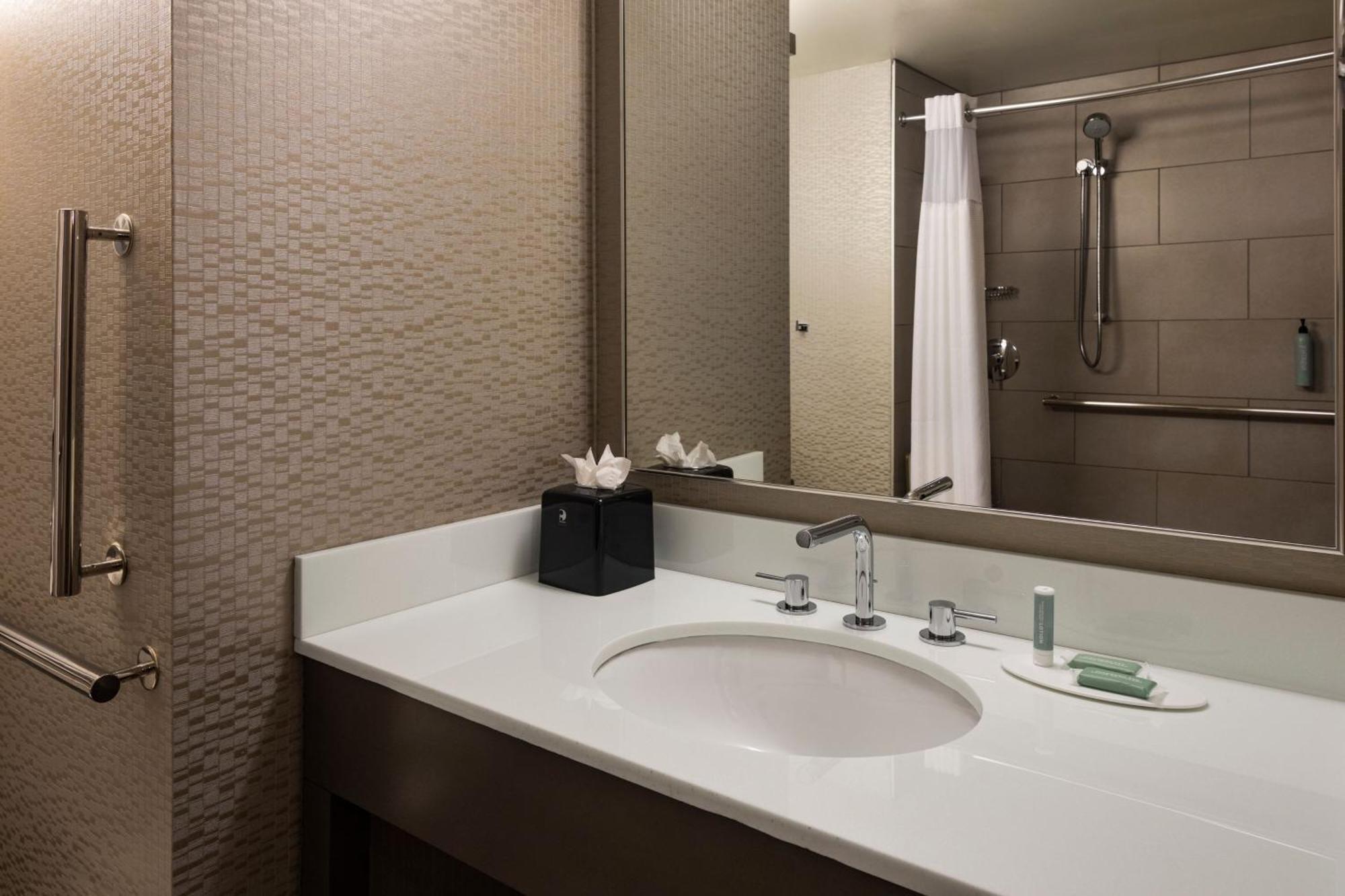 Courtyard By Marriott Minneapolis Downtown Esterno foto